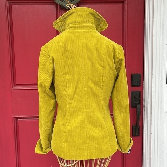 Luii 🔥Sale🔥corduroy jacket. - Picture 4 of 7